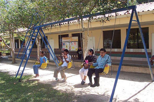Bomberos en Acción y el Ayuntamiento presentarán los proyectos que desarrollan conjuntamente en El Salvador - 2, Foto 2
