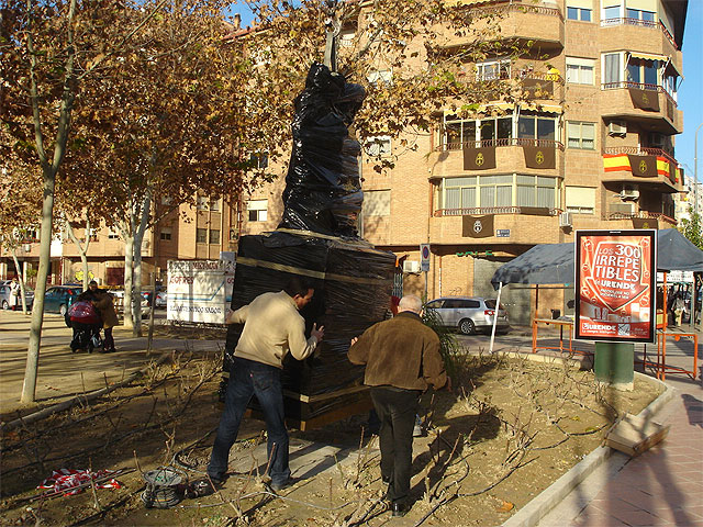 Los vecinos de San Antón entregan mañana al Alcalde el título de ‘Vecino Adoptivo’ por su decisivo apoyo al progreso y desarrollo del barrio - 2, Foto 2