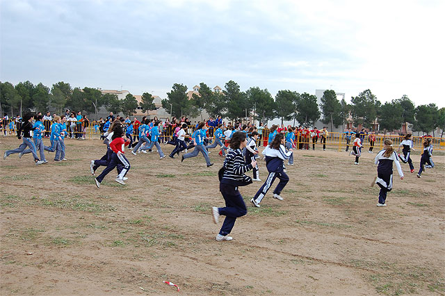 El frío marca el cross escolar de Las Torres de Cotillas - 2, Foto 2