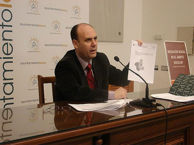 El Ayuntamiento de Lorca ofrece por primera vez un programa de mediación social en el ámbito escolar - 2, Foto 2