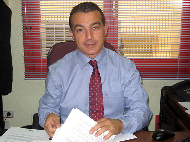 El PSOE insta al PP a gastar más en transporte público y menos en publicidad y propaganda - 1, Foto 1