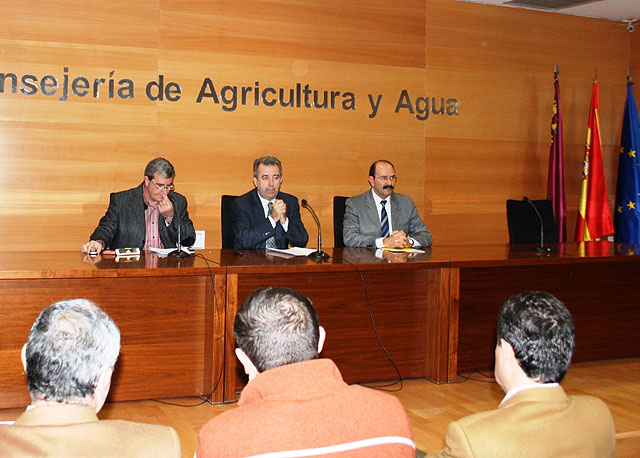 Agricultura impulsa el reciclaje de purines para el enriquecimiento del suelo y el ahorro de fertilizantes - 1, Foto 1