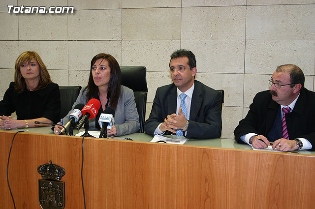 El Centro de Salud moderniza sus instalaciones con la digitalización del aparato de radiología, Foto 2