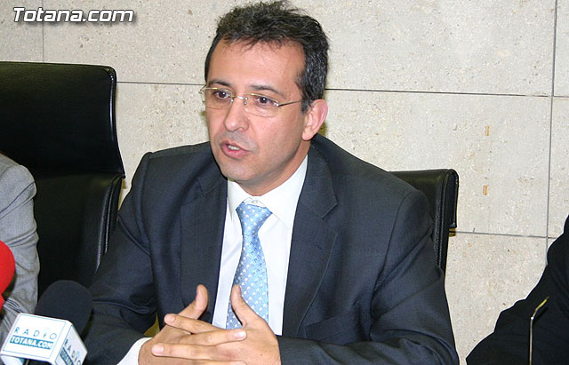 El Centro de Salud moderniza sus instalaciones con la digitalización del aparato de radiología, Foto 4