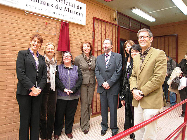 El consejero de Educación destaca la apuesta del Gobierno regional por la enseñanza de idiomas - 1, Foto 1