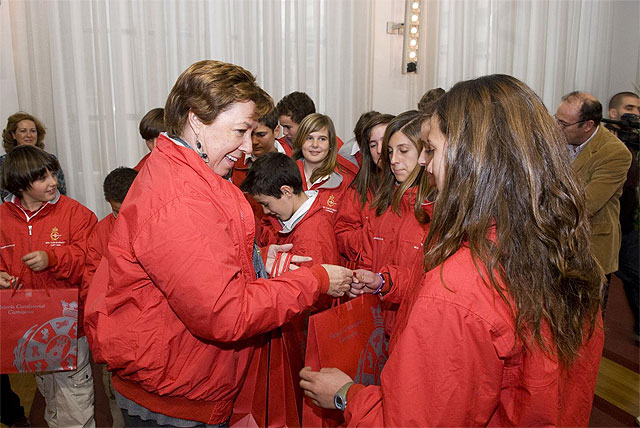 La alcaldesa recibe al equipo campeón de España de vela infantil - 3, Foto 3