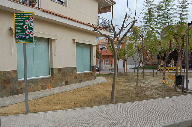 El Ayuntamiento instala placas recomendando el correcto uso en los jardines y parques de Alguazas - 2, Foto 2