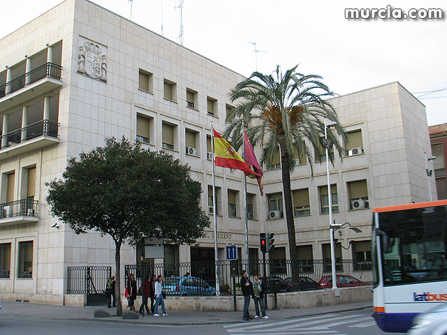 Gonzlez Tovar recibe a empresarios de Totana para tratar asuntos relacionados con el AVE - 1