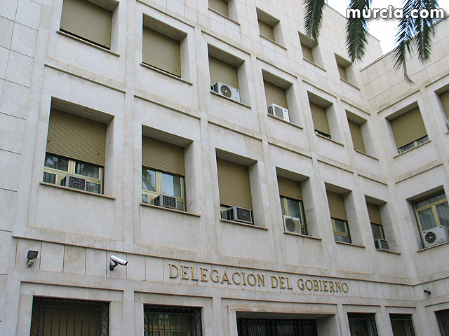 Gonzlez Tovar recibe a empresarios de Totana para tratar asuntos relacionados con el AVE - 2