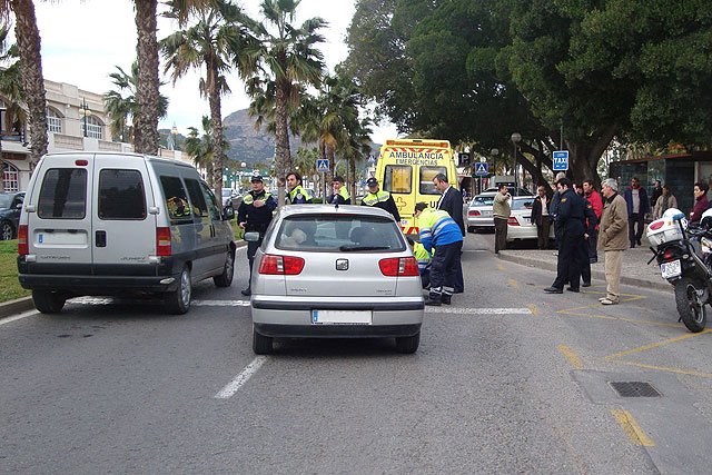 Un policía local resulta herido durante la huida de un individuo que conducía sin carné - 2, Foto 2