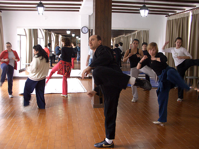Un total de 21 santomeranos y santomeranas participarán hasta el próximo 27 de marzo en el ‘Curso Básico de Defensa Personal’ - 4, Foto 4