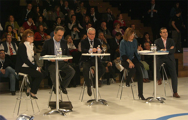 Valcárcel apuesta por la interconexión de redes de agua y energía en Europa - 1, Foto 1