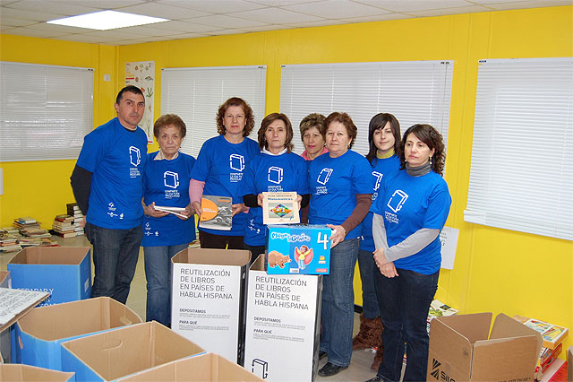 Las Torres de Cotillas continúa con su recolecta para el “Proyecto Libro” - 1, Foto 1