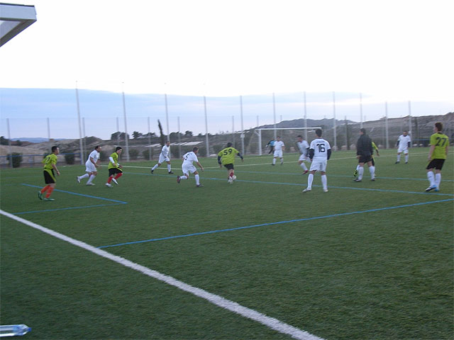 Finaliza la primera vuelta de la Liga de Fútbol Aficionado Juega limpio, Foto 2