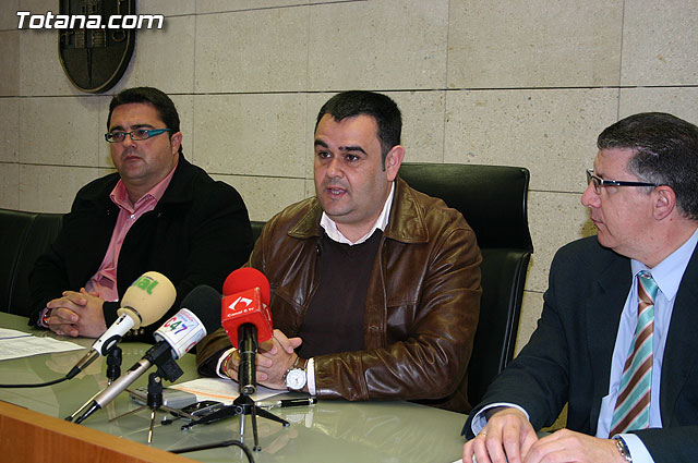 Presentan un curso de habilidades sociales en el que 13 personas se formarn para facilitar su insercin sociolaboral - 5