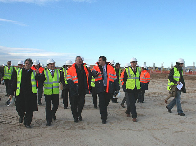 Valcárcel destaca el buen ritmo de las obras del Aeropuerto Internacional de la Región de Murcia - 2, Foto 2