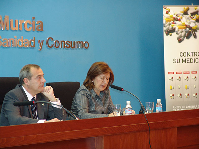 110.000 murcianos toman a diario más de cinco medicamentos y unos 3.000 alcanzan los 15 - 2, Foto 2