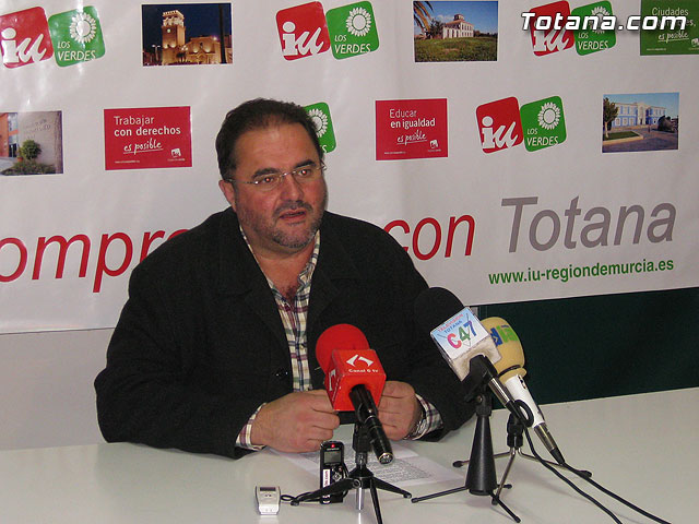 Para IU en Totana, el Pleno celebrado anoche pone de manifiesto la falta de iniciativas del Gobierno Municipal, Foto 1