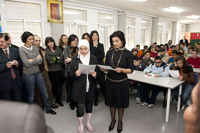 El IES Mediterráneo estrena biblioteca - 3, Foto 3