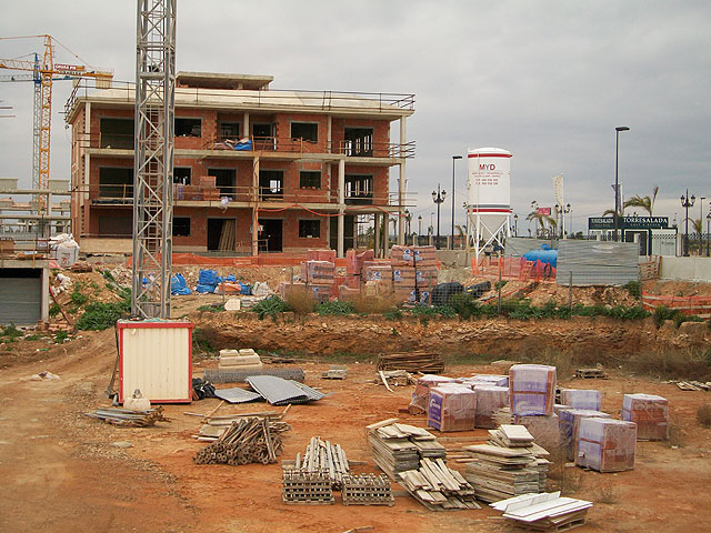 Según UPyD, el ayuntamiento de Los Alcazares no cumple con sus promesas de urbanización en el plan parcial de la “Torre del Rame” - 1, Foto 1