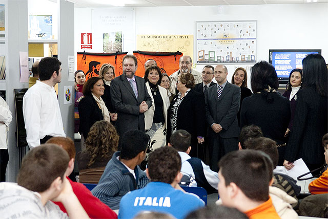 El IES Mediterrneo estrena biblioteca - 2