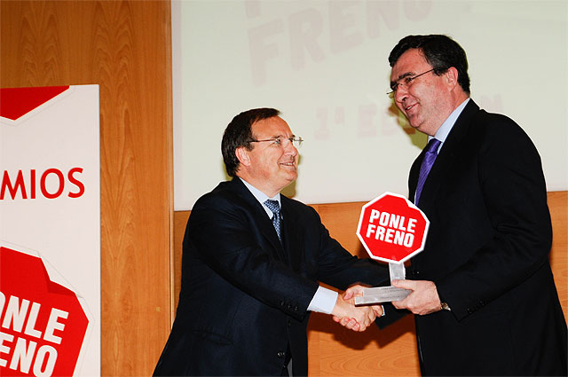 La Comunidad recibe una distinción nacional por ser la primera autonomía española en señalizar puntos negros en sus carreteras - 2, Foto 2