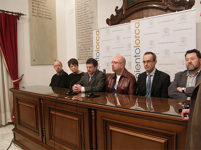 Las fundaciones más destacadas a nivel internacional del colectivo judío en materia cultural y de monumentos visitan la sinagoga de Lorca - 1, Foto 1