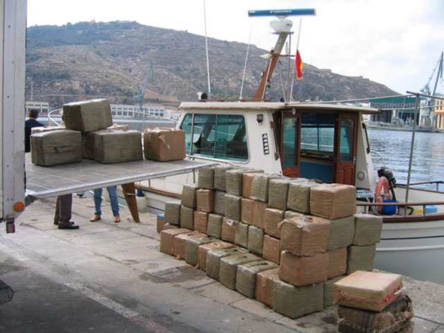 Cae una red que introducía hachís desde Marruecos en embarcaciones de recreo, Foto 1