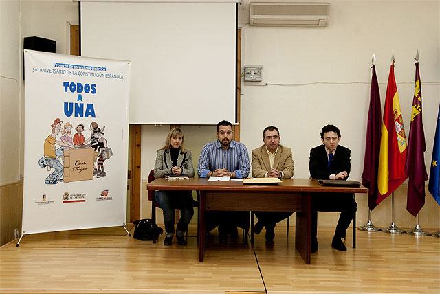 El Consejo de la Juventud homenajea los 30 años de progreso económico y social de la democracia española - 1, Foto 1