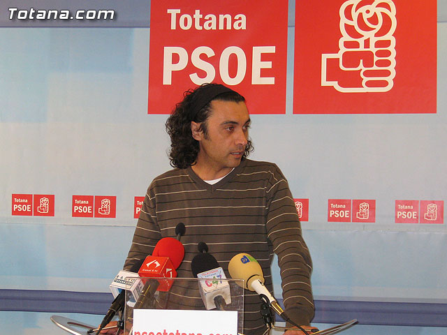 El Partido Socialista asegura que pondrá una denuncia en los Juzgados para que se investiguen las posibles falsas alegaciones al Plan General de 2007, Foto 2