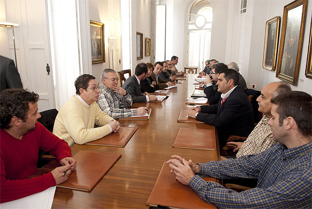 La dirección de Zincsa dice que mantiene su voluntad de seguir adelante con el proyecto de una nueva planta - 1, Foto 1