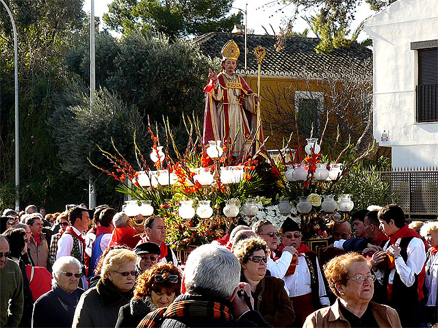 San Blas vuelve a congregar a miles de personas en el entorno de la ermita en Santiago de la Ribera - 1, Foto 1
