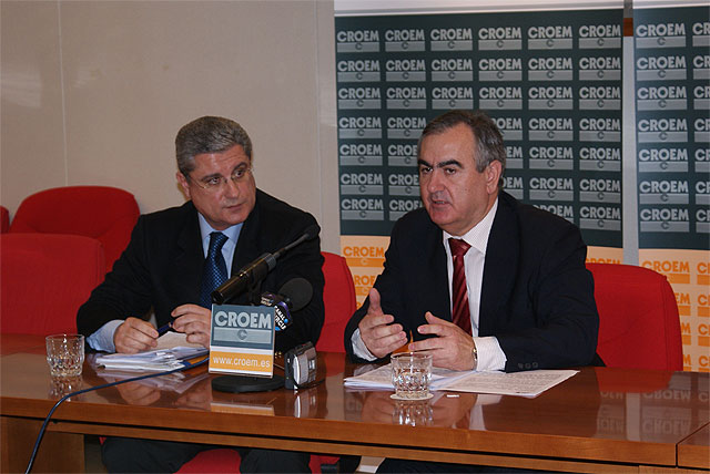 El delegado del Gobierno informa a la CROEM de las  673 obras que los Ayuntamientos de la Región realizarán con cargo a los Fondos Estatales - 1, Foto 1