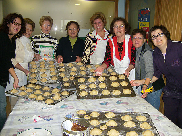 La Asociación de Familiares y Enfermos Mentales de Molina, AFESMO, y la FUNDACIÓN “LA CAIXA”, firman un Convenio - 3, Foto 3
