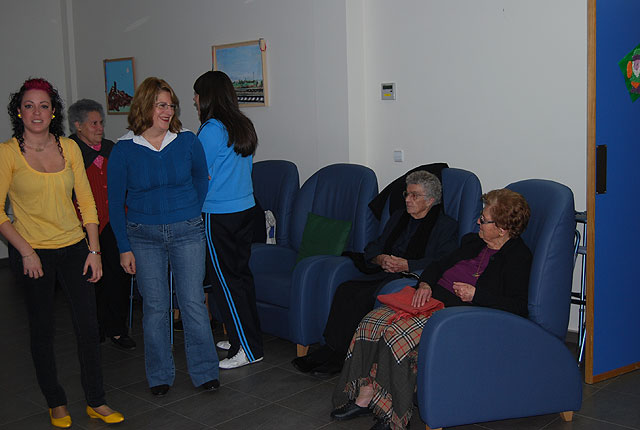 El Centro de Estancias Diurnas de la localidad celebra una reunión para familiares de los usuarios, Foto 1