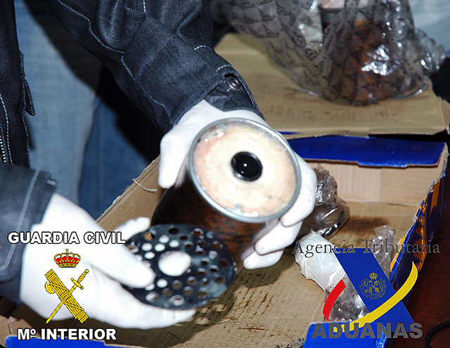 Operación KRAUS: Vigilancia Aduanera y Guardia Civil en una operación policial conjunta aprehenden cocaína en dobles fondos - 2, Foto 2