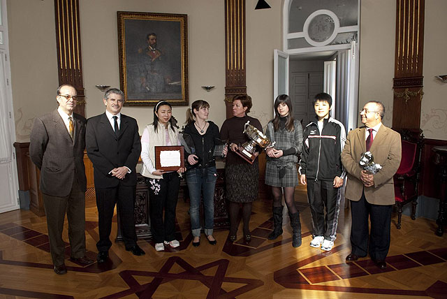 La alcaldesa recibe a las Campeonas de la Copa de la Reina de tenis de mesa - 2, Foto 2