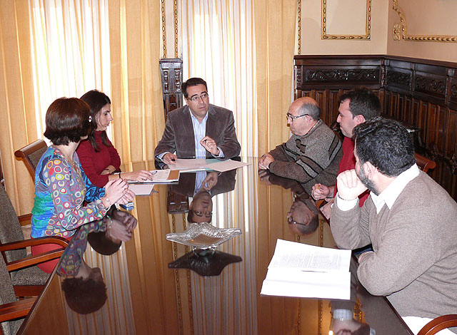 El proyecto ‘El Zarzillo’ gana el concurso de ideas para la rehabilitación del entorno de la Iglesia de El Salvador - 1, Foto 1