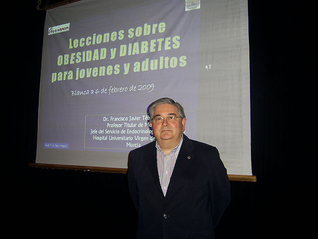 El experto Francisco Tébar habla sobre diabetes y obesidad en Blanca - 1, Foto 1