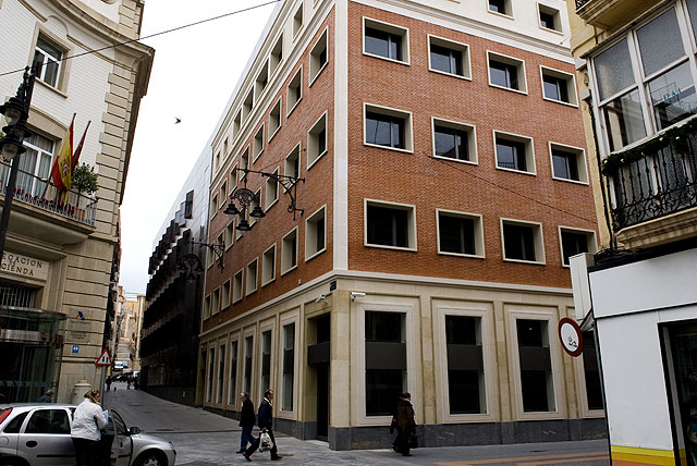 El Ayuntamiento fija el 31 de enero de 2010 como fecha tope para el traslado a San Miguel - 1, Foto 1