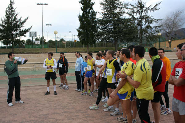 Raul Cifuentes y Lisa Woods encabezan el IV circuito de carreras - 21
