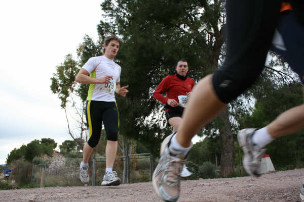 Raul Cifuentes y Lisa Woods encabezan el IV circuito de carreras - 35