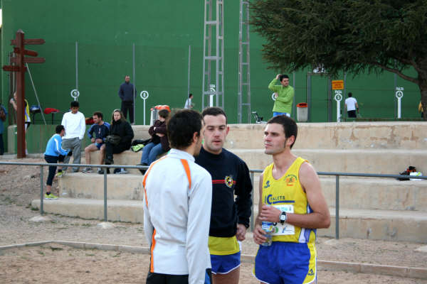 Raul Cifuentes y Lisa Woods encabezan el IV circuito de carreras - 55