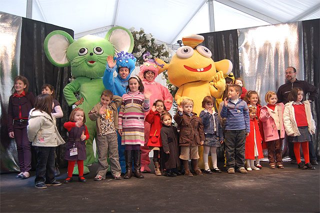 Miles de personas acudieron al 6º Salón Comercial Expoboda celebrado el pasado fin de semana en Jumilla - 2, Foto 2