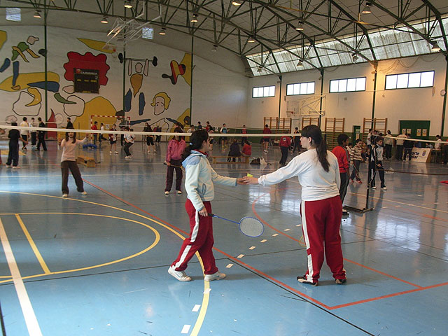 Totana acogi la primera Jornada Regional Escolar de Bdminton - 5