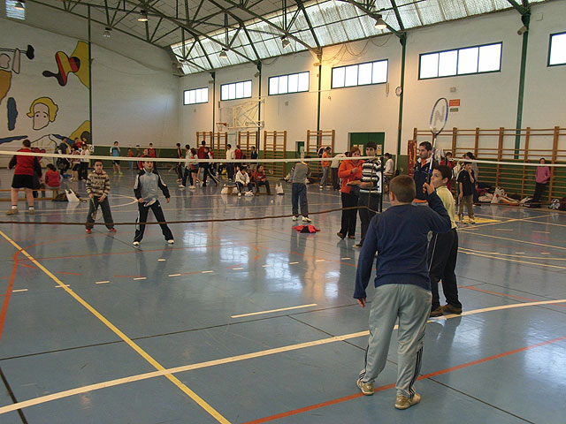 Totana acogi la primera Jornada Regional Escolar de Bdminton - 7