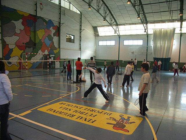 Totana acogi la primera Jornada Regional Escolar de Bdminton - 11
