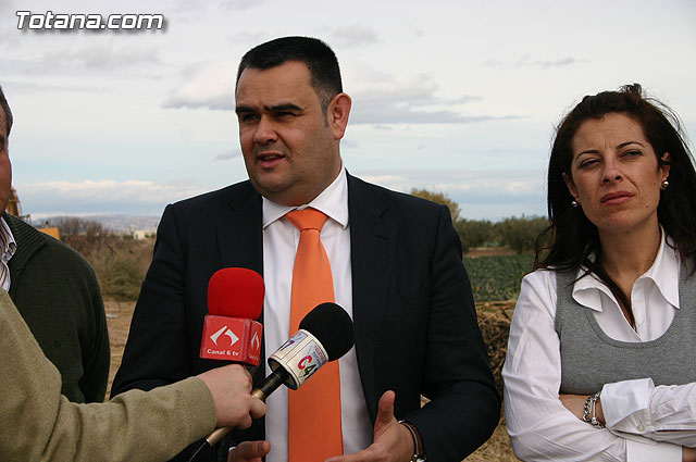 La Confederacin Hidrogrfica del Segura limpia y adecua la mota del ro Guadalentn - 18