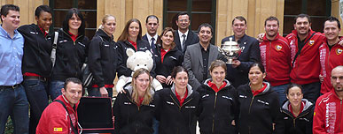 Cruz anima al Club Atltico Voleibol Murcia 2005 a “seguir cosechando ttulos”