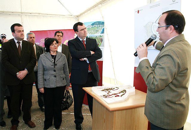 La Comunidad financia las obras de un anfiteatro al aire libre con aforo para 1.000 personas en el Barranco de las Cañadas de Pliego - 1, Foto 1